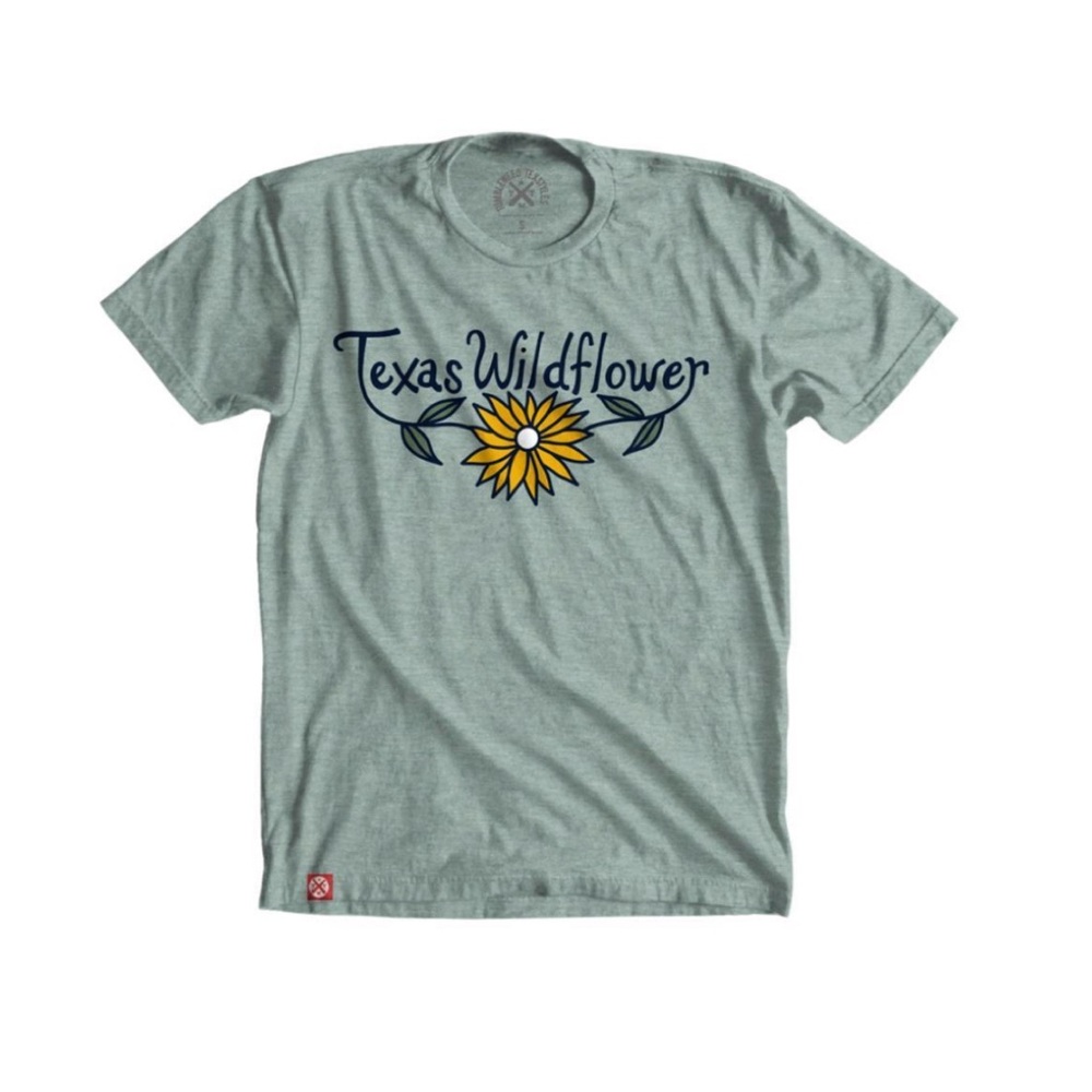 Tumbleweed Texstyles Women's Texas Wildflower T-Shirt.  Size Small.